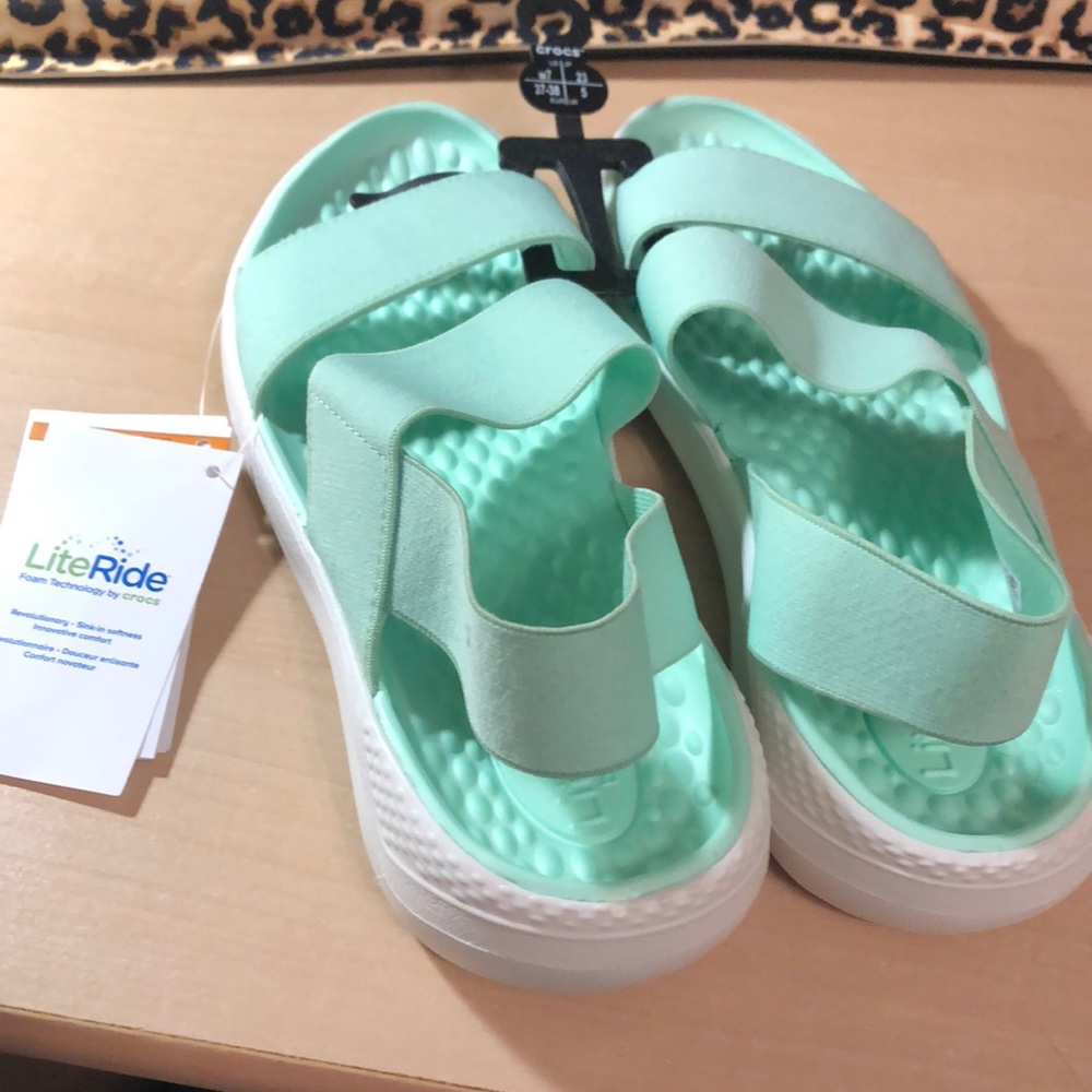 CROCS Women's LiteRide Stretch Sandal